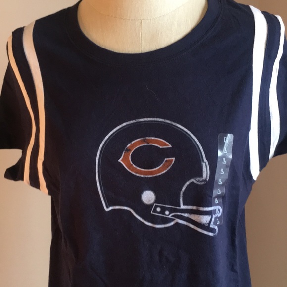 ❤️ Chicago Bears helmet t-shirt with stripes - Picture 2 of 3